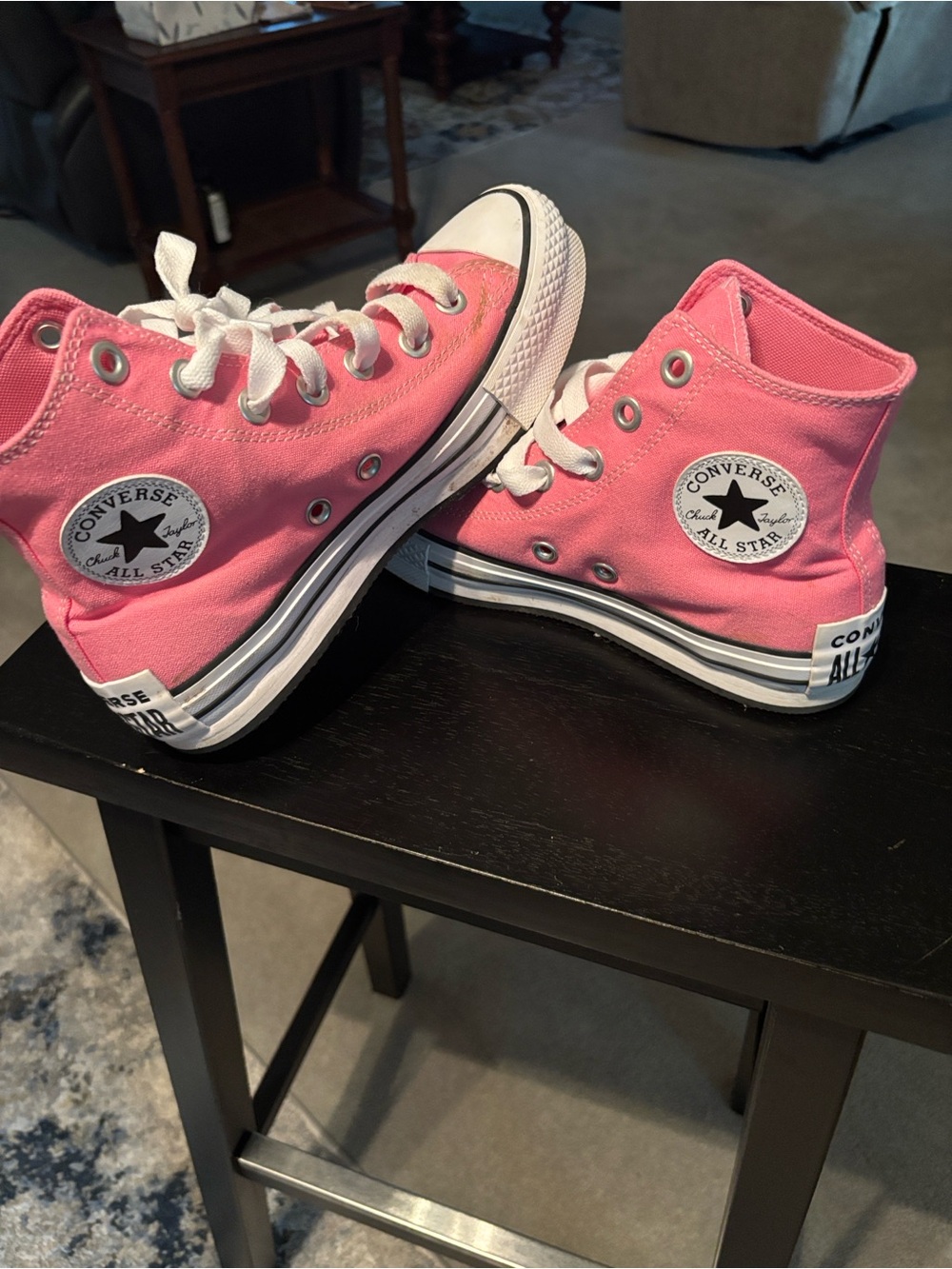 Kids High-Top Canvas Sneakers in Pink - Classic Lace-Up